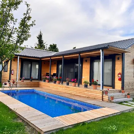 Karya Tree House Prázdninový dům *