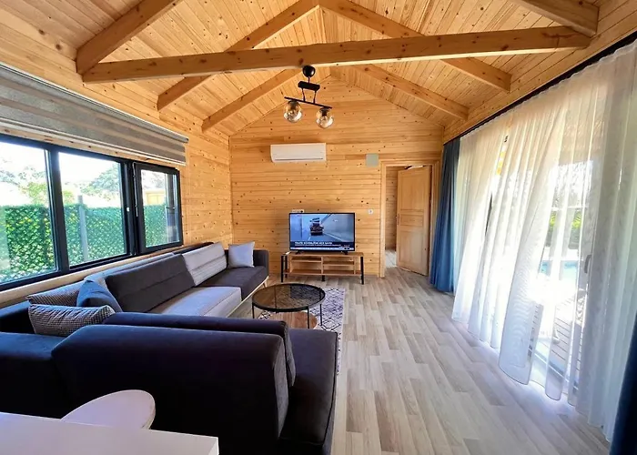 Karya Tree House بيت للعطل